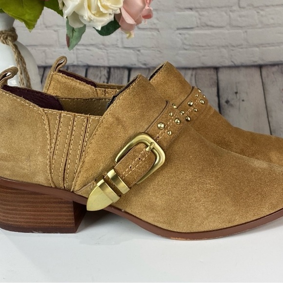 BCBGENERATION LOELA Tan Suede Slip On Buckle Studded Botties - Picture 1 of 7